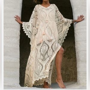 Mia Joy Aluma Kaftan In Gardenia Dress